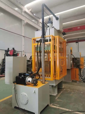 Máquina de Ton Four Column Hydraulic Press del servo 100 para el proceso del metal